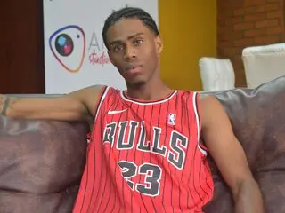 Livesex show pics CornellWilliams